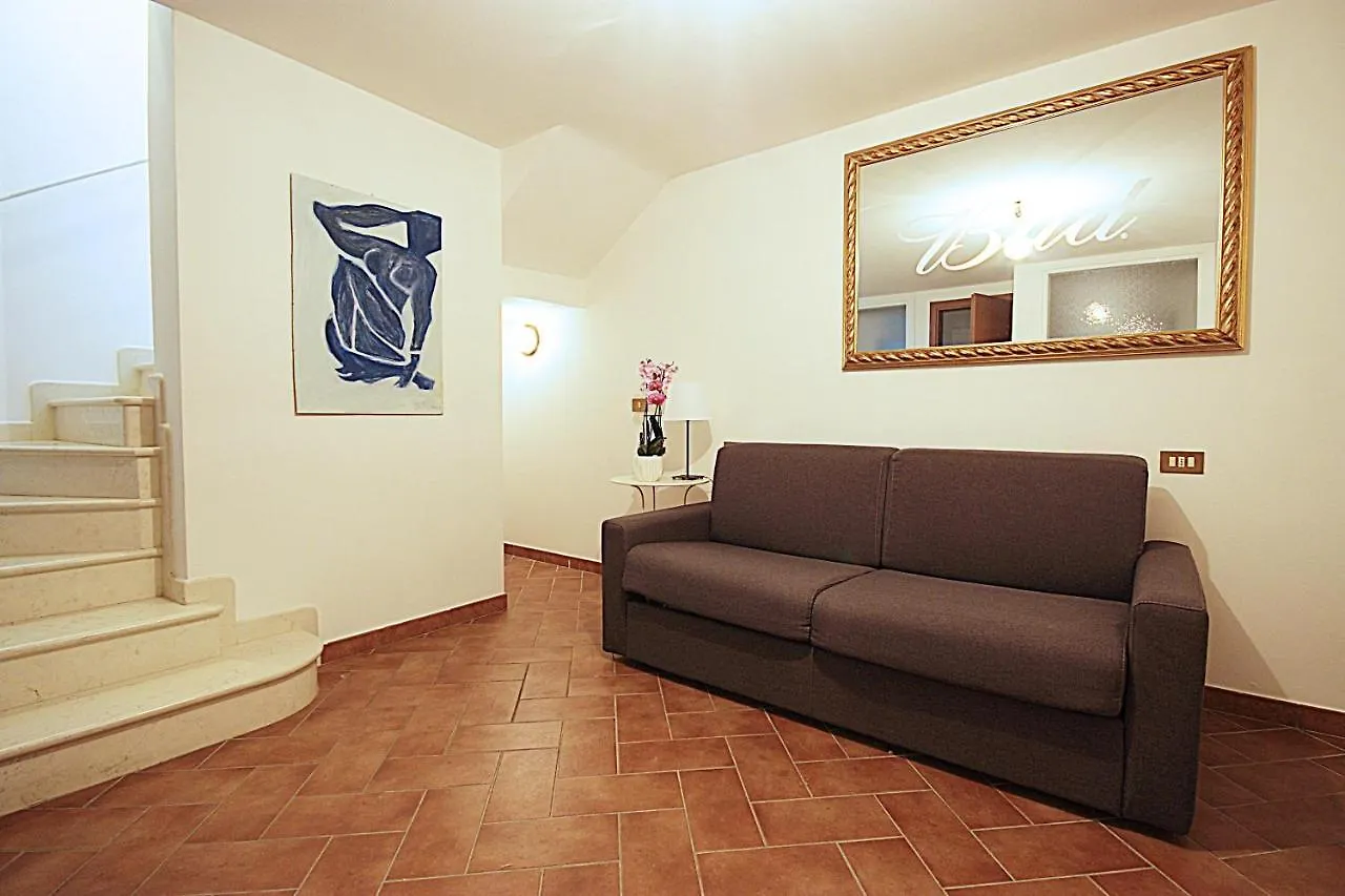 Ferienhaus La Villa Degli Ulivi Soiano Del Lago