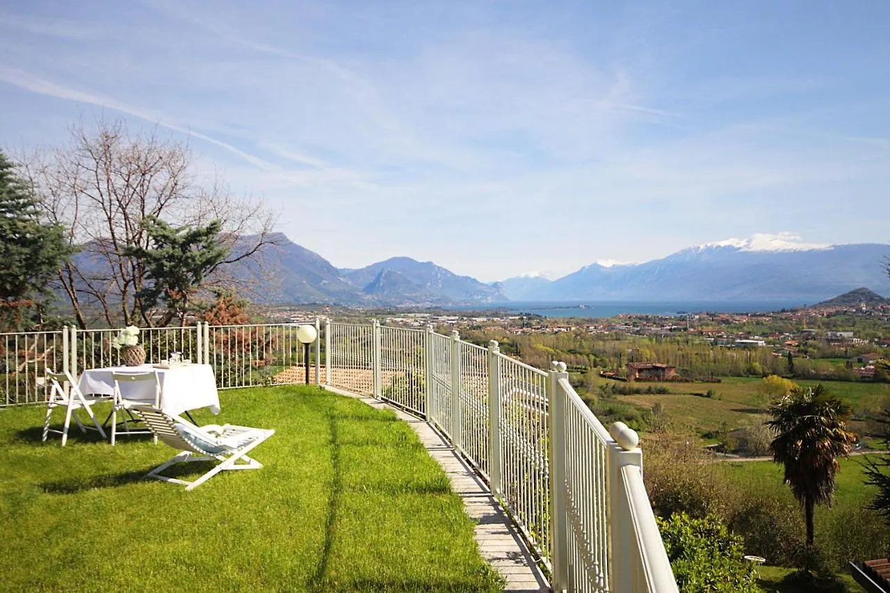La Villa Degli Ulivi Soiano Del Lago Ferienhaus